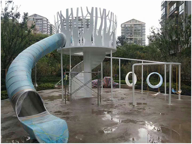 Toboggan en spirale en acier i - Outdoor Adventure Resorts avis et prix
